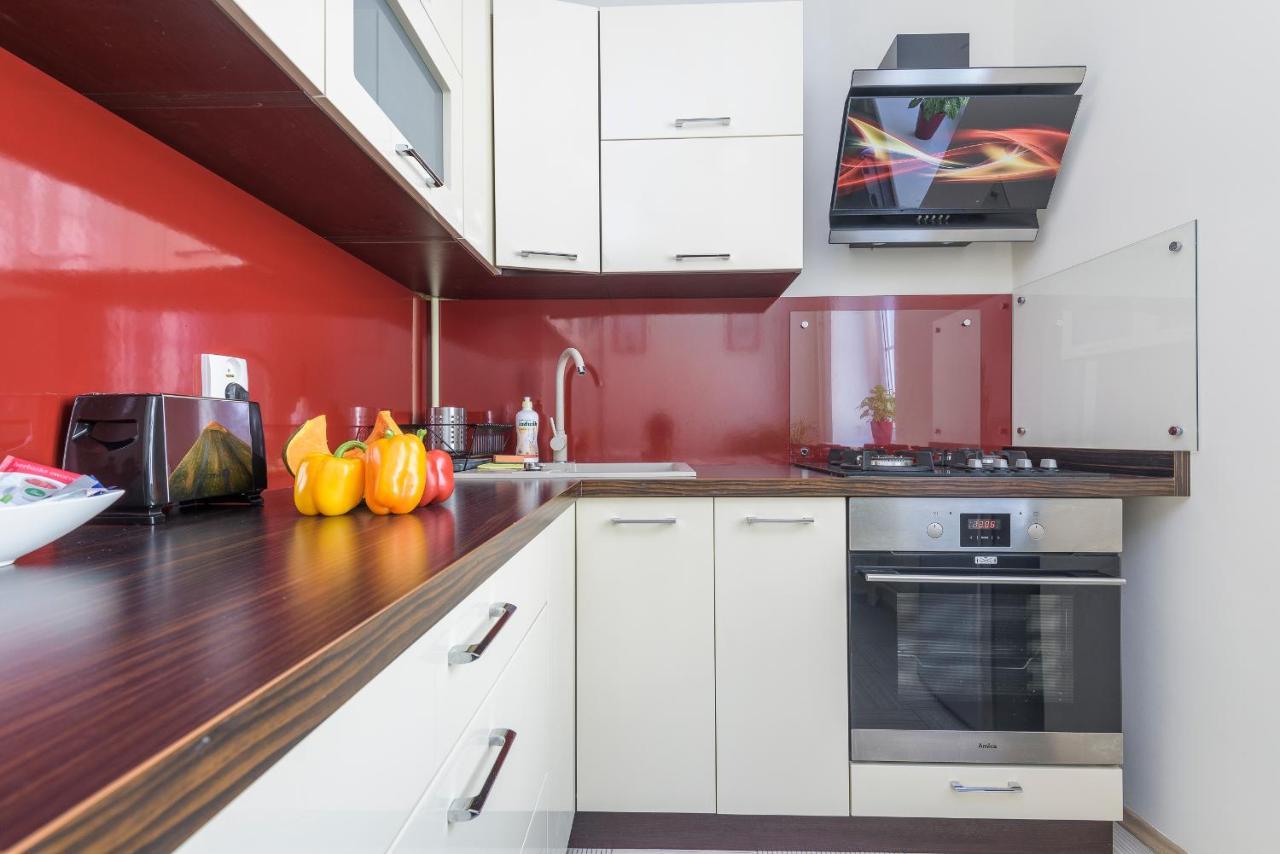 Bright And Modern Apartment In The Heart Of The Old And New Town Varsó Kültér fotó